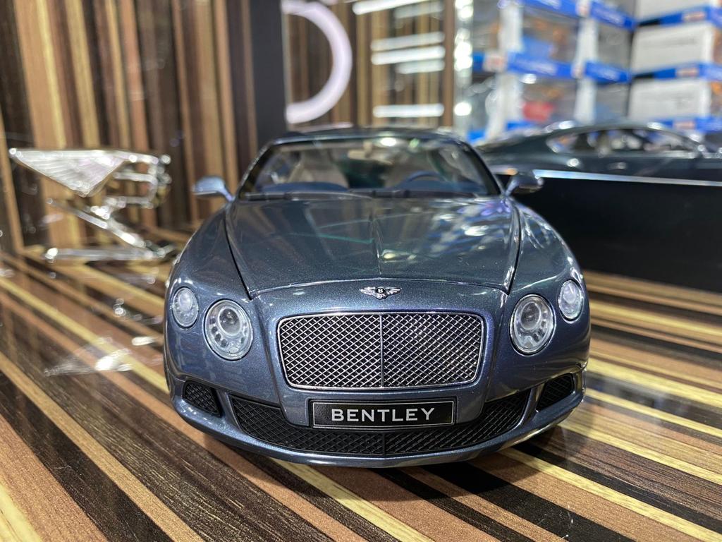 ブランドのギフト 1/18 minichamps ミニカー BENTLEY GT CONTINENTAL 