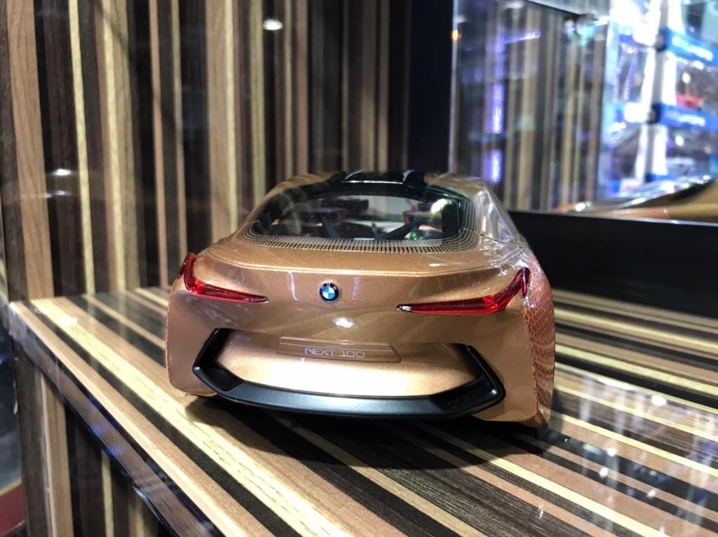 1/18 Resin BMW Vision Next 100 Bronze and Orange by Minichamps – dturman.com