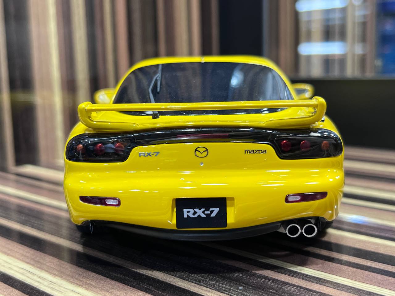 1/18 Resin Mazda RX-7 Yellow Model Car by Otto