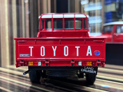 1/18 Diecast Toyota Land Cruiser 40 Pickup Red Kyosho Scale Model Car