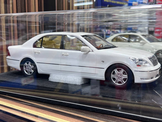 1/18 Diecast Lexus LS430 White IVY Models Scale Model Car