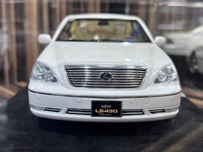 1/18 Diecast Lexus LS430 White IVY Models Scale Model Car
