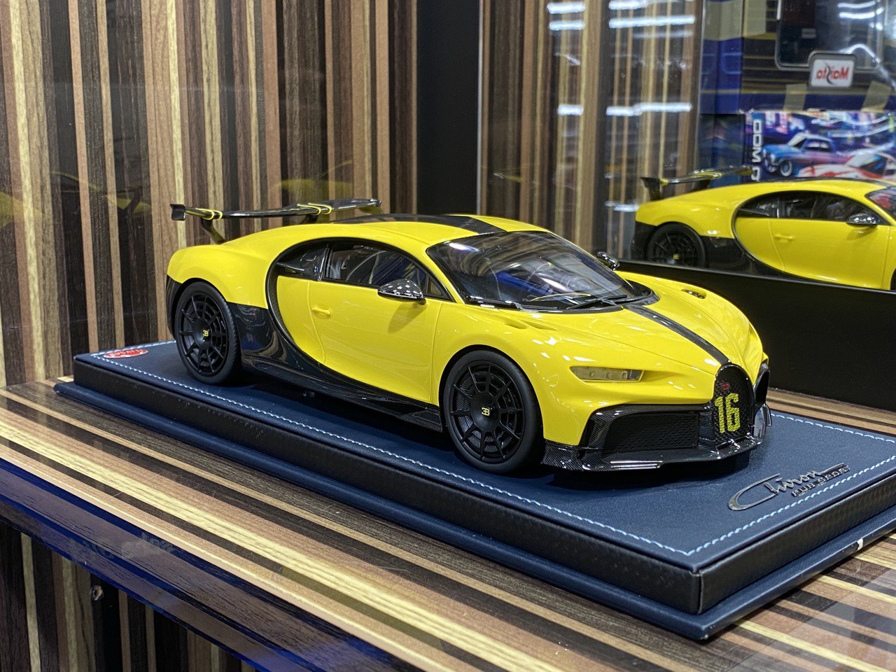 1/18 Resin Bugatti Chiron Sport Yellow by MR Collection