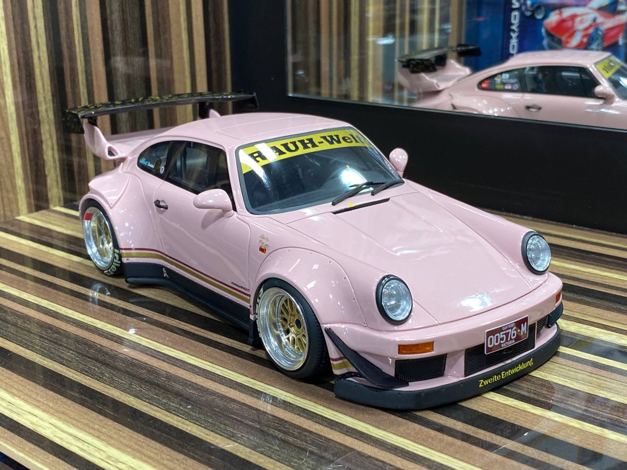 Porsche 911 RWB GT Spirit