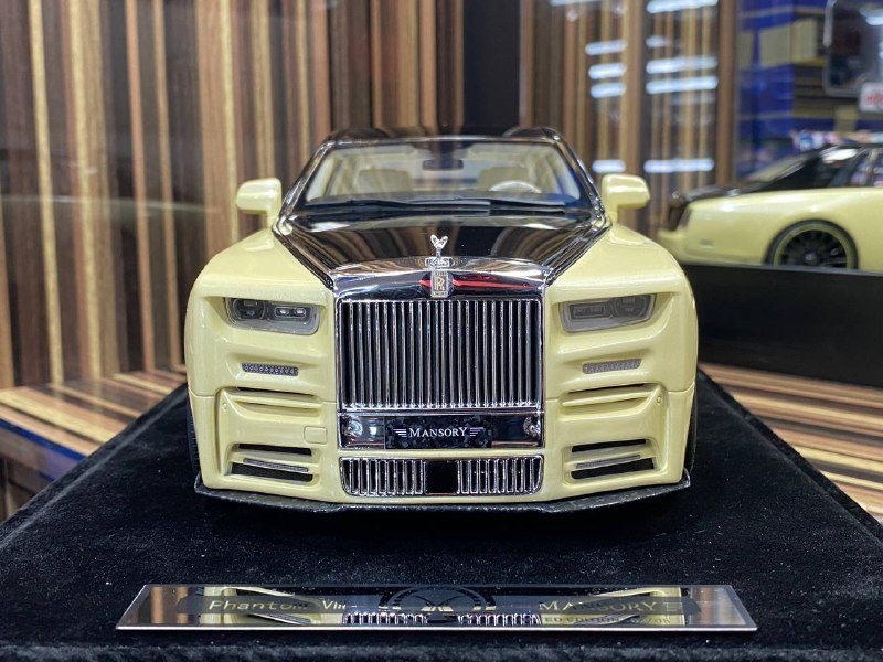 Rolls-Royce Phantom VIII Mansory