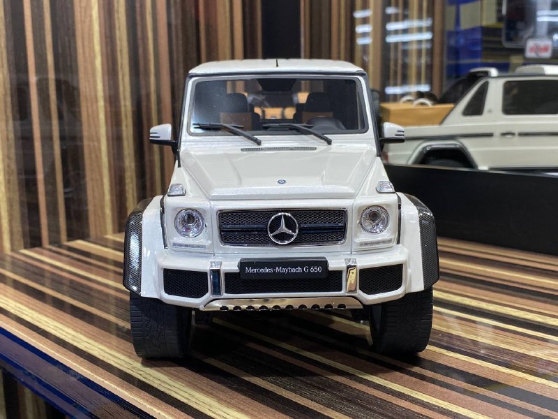 Mercedes-Maybach G650 Landaulet GT Spirit