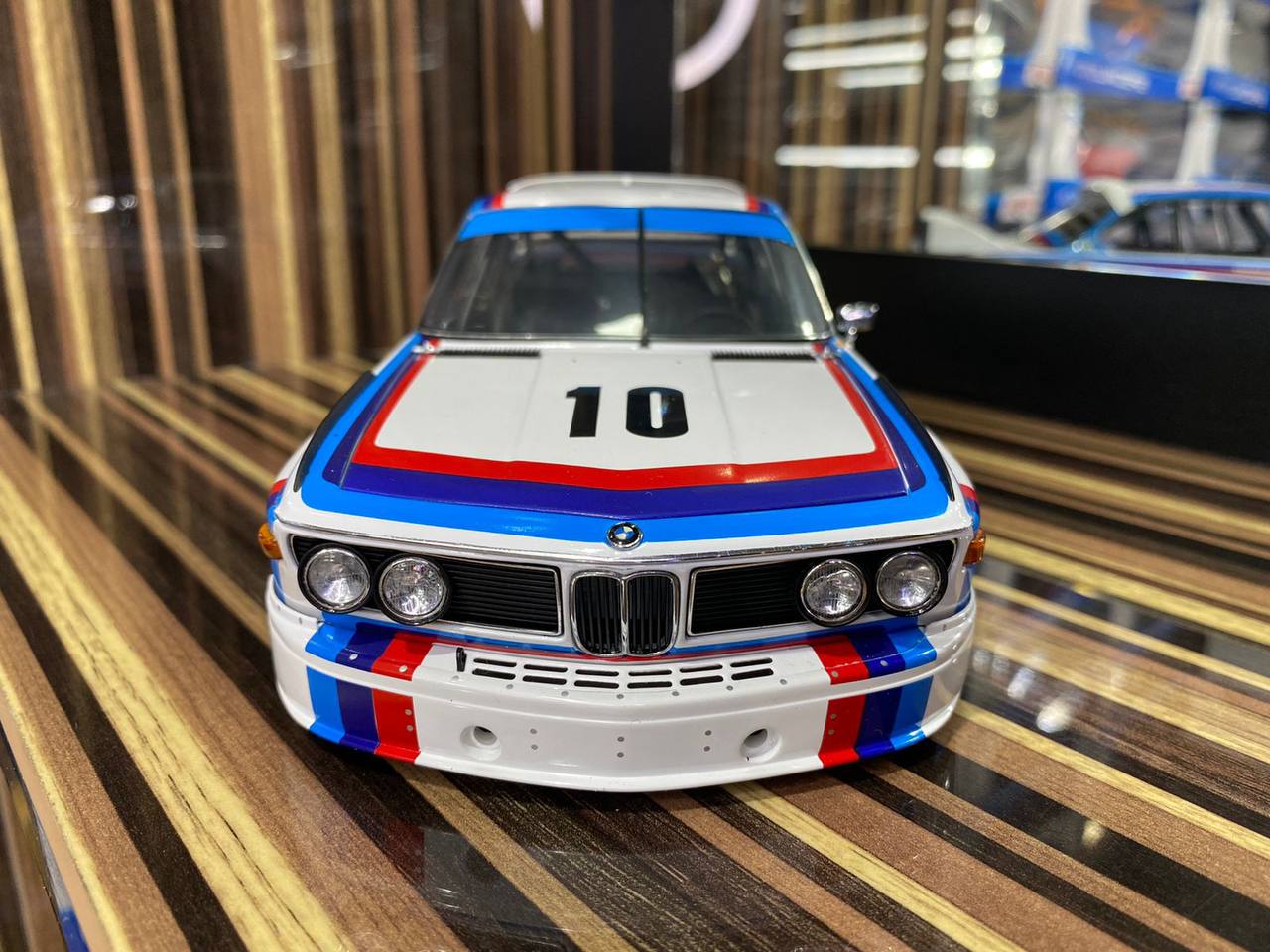 1/18 Diecast BMW 3.0 CSL White by AA