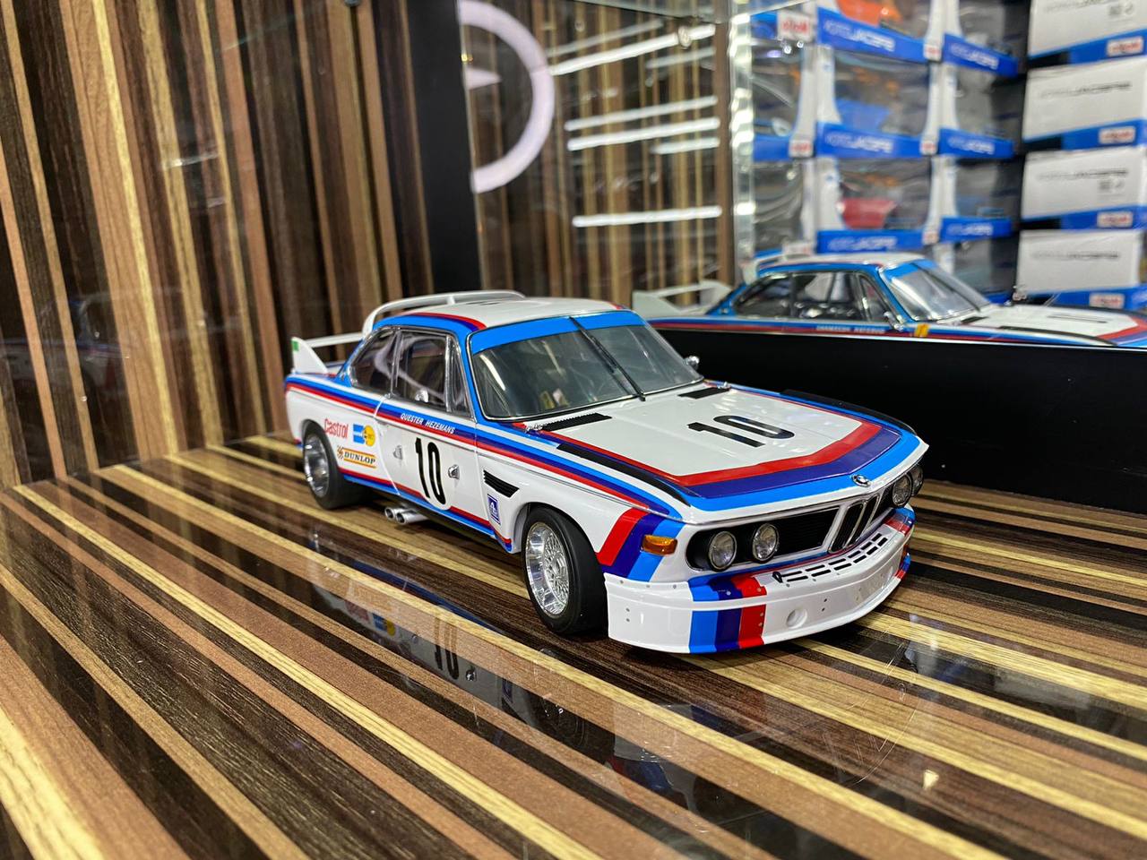 1/18 Diecast BMW 3.0 CSL White by AA