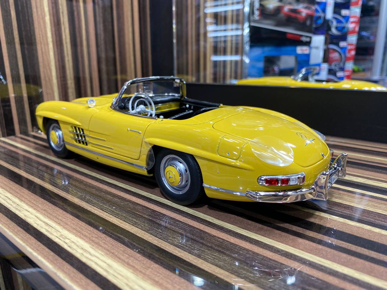 1/18 Diecast Mercedes-Benz 300SL Roadster W198 II Yellow Norev Scale Model Car