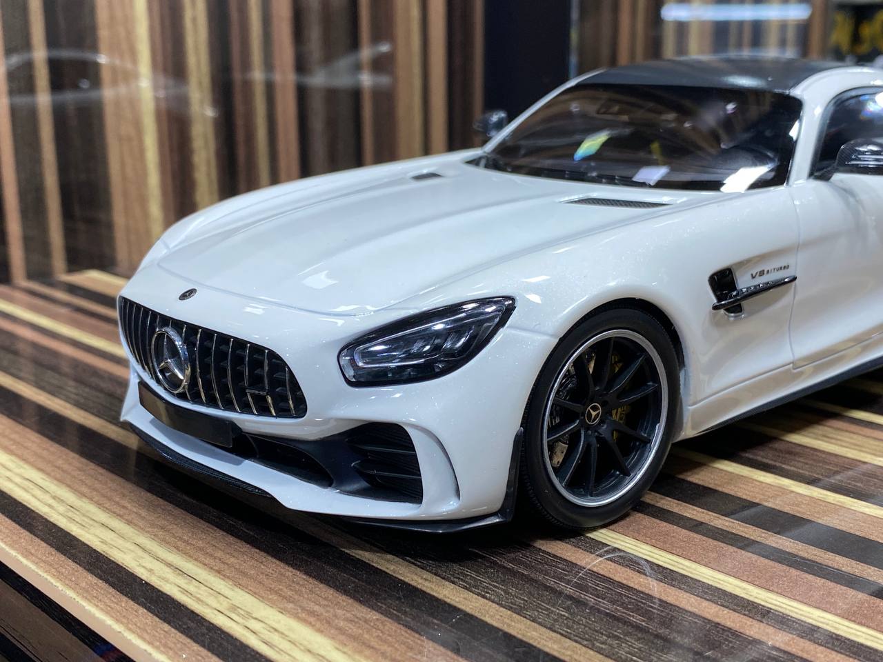 1/18 Resin Mercedes-Benz AMG GTR White by Minichamps