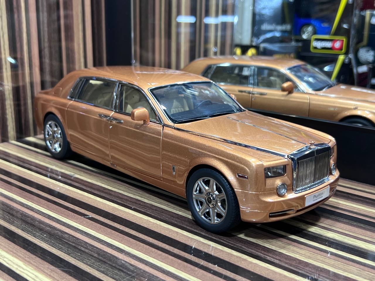 1/18 Diecast Rolls-Royce Phantom EWB Kyosho Scale Model Car