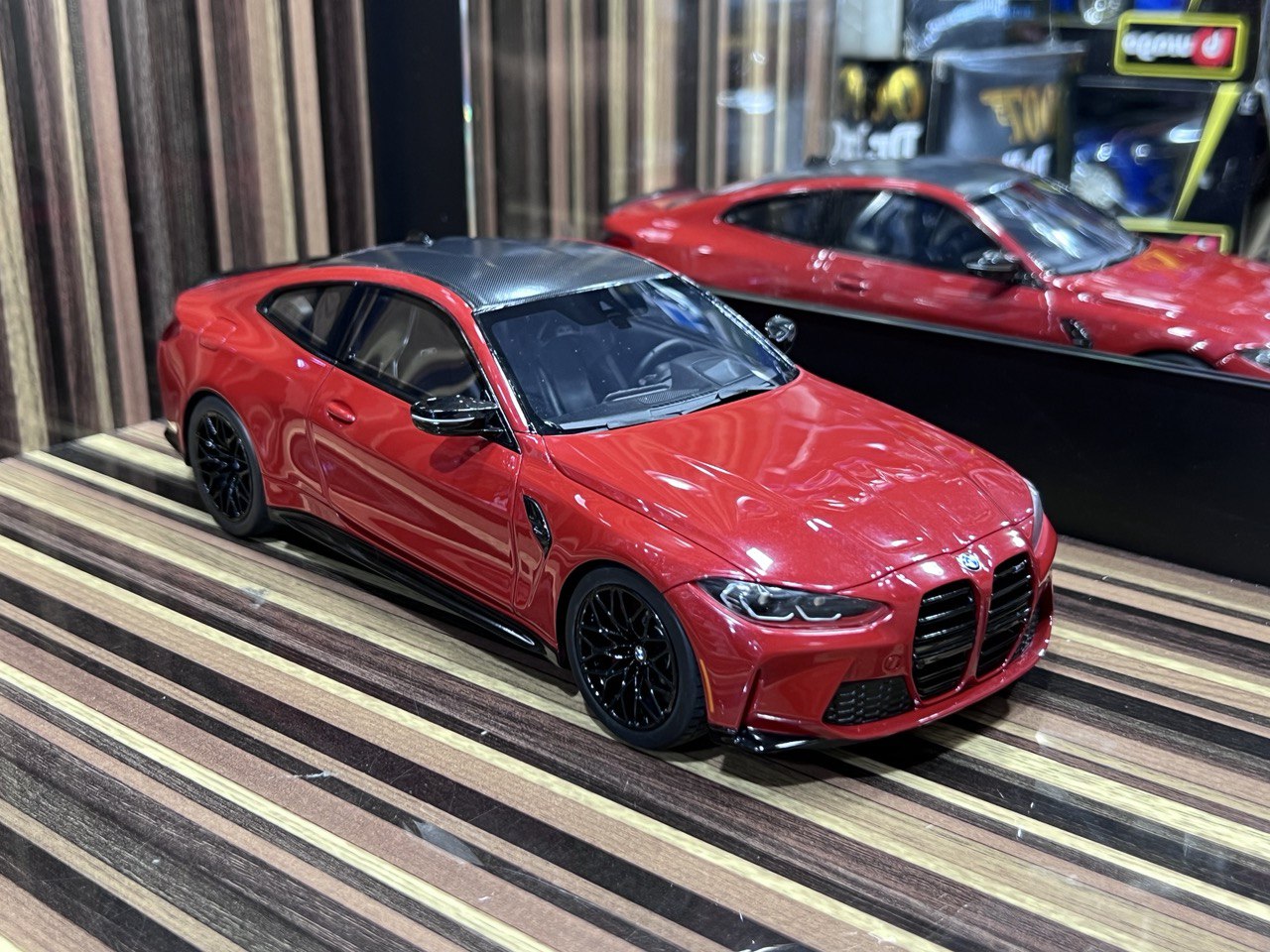 1/18 Resin BMW M4 Maroon Model Car by Top Speed