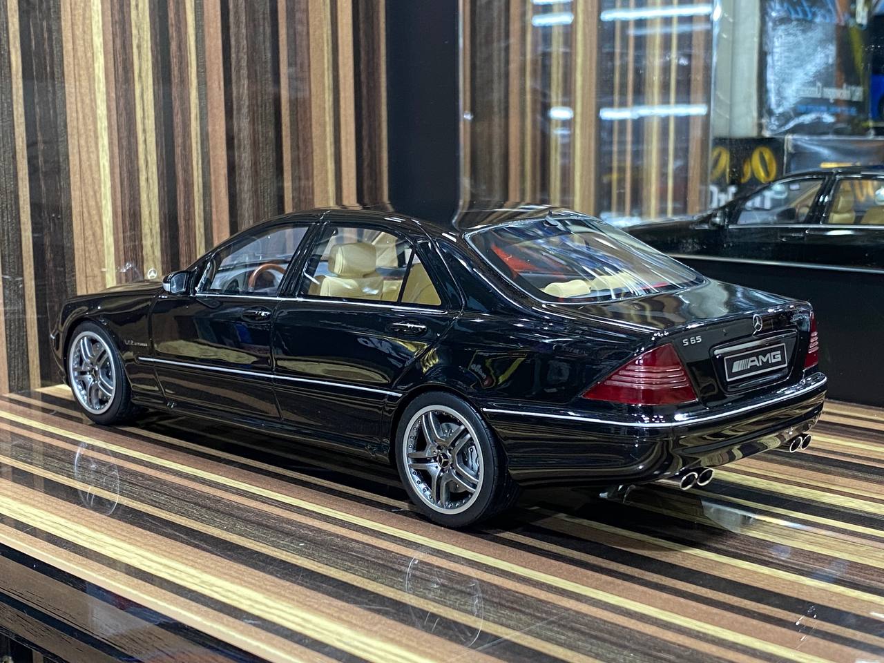 1/18 Mercedes-Benz S 65 W220 Black Miniature car by Otto – dturman.com