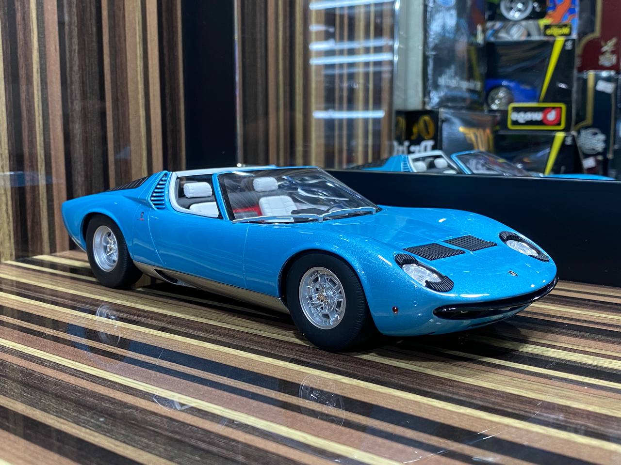 1/18 Diecast Lamborghini Miura Roadster Blue GT Spirit Scale Model Car