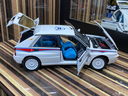 1/18 Diecast Lancia Delta HF Integrale Kyosho Scale Model Car