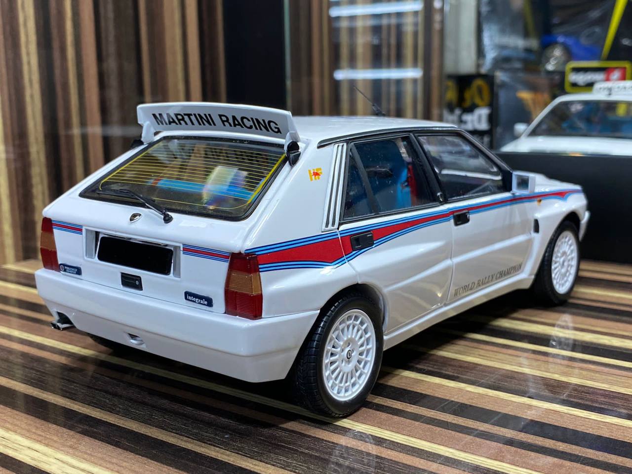 1/18 Diecast Lancia Delta HF Integrale Kyosho Scale Model Car