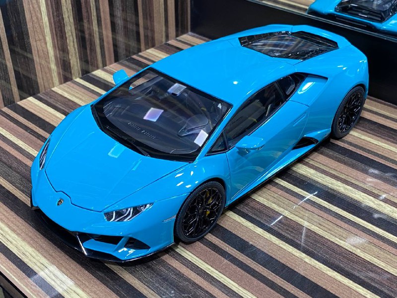 1/18 Diecast Lamborghini Huracan EVO Blue AutoArt Scale Model Car