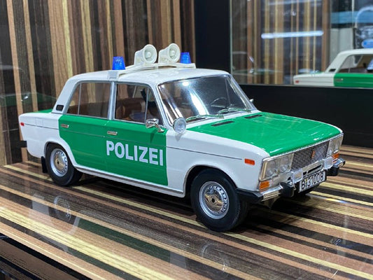 1/18 Resin Lada 1600 Polizei Triplenine White and Green Model Car