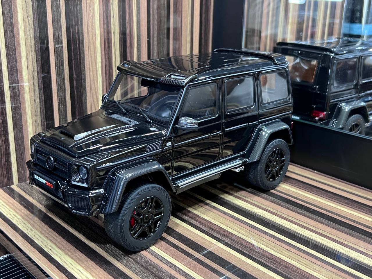 1/18 Diecast Mercedes-Benz Brabus 500 4x4 Black GT Spirit Scale Model Car