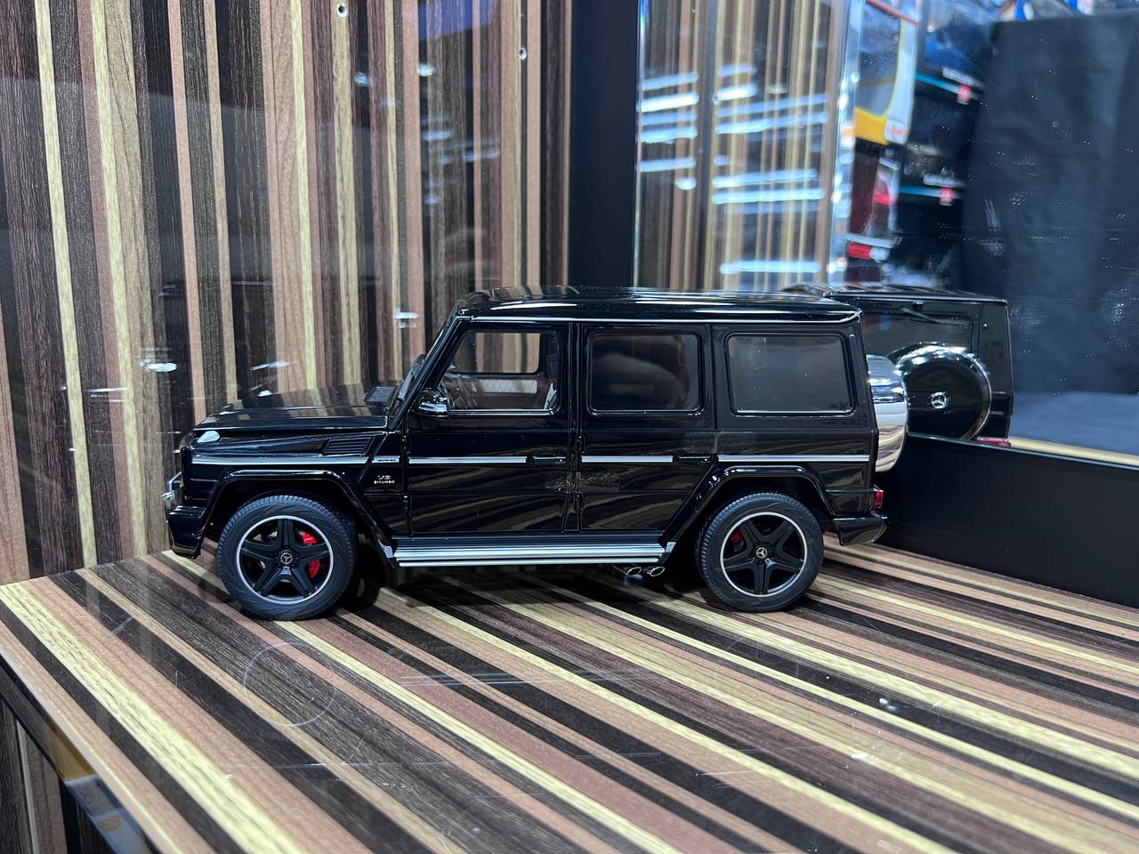 1/18 Diecast Mercedes-Benz G63 AMG Almost Real Scale Model Car