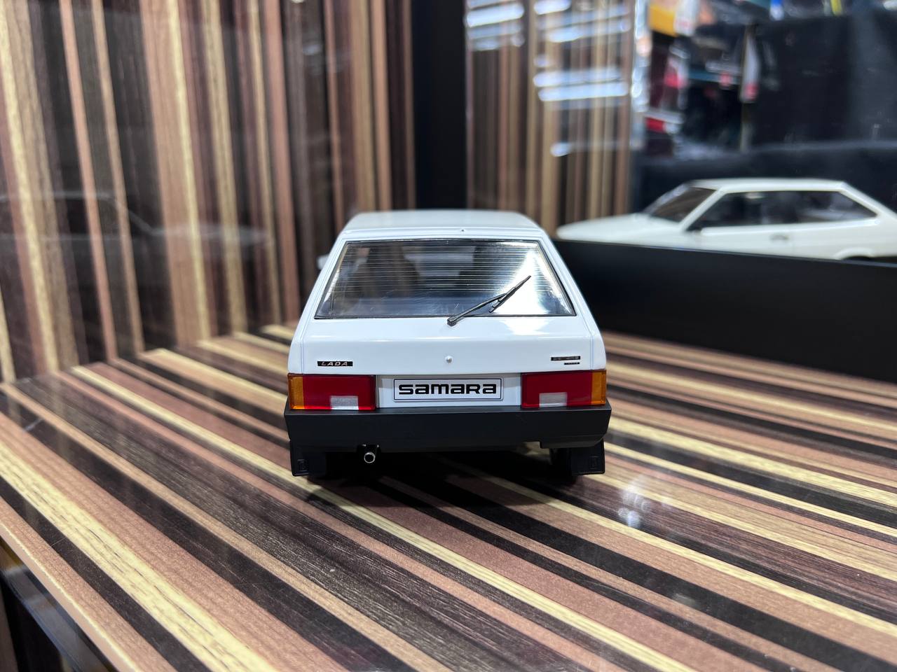 1/18 Resin Lada Samara 2108 White by PSM