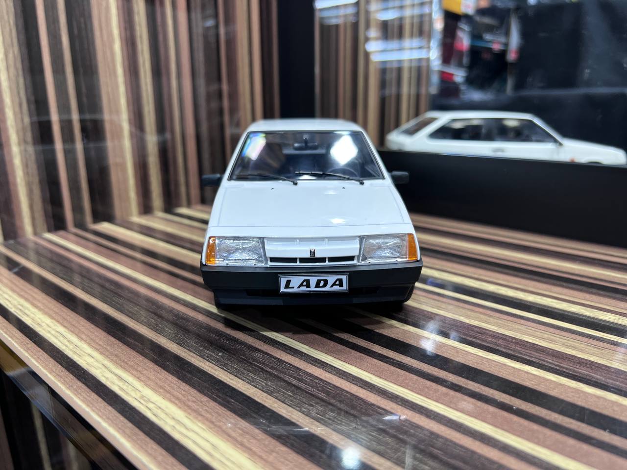 1/18 Resin Lada Samara 2108 White by PSM