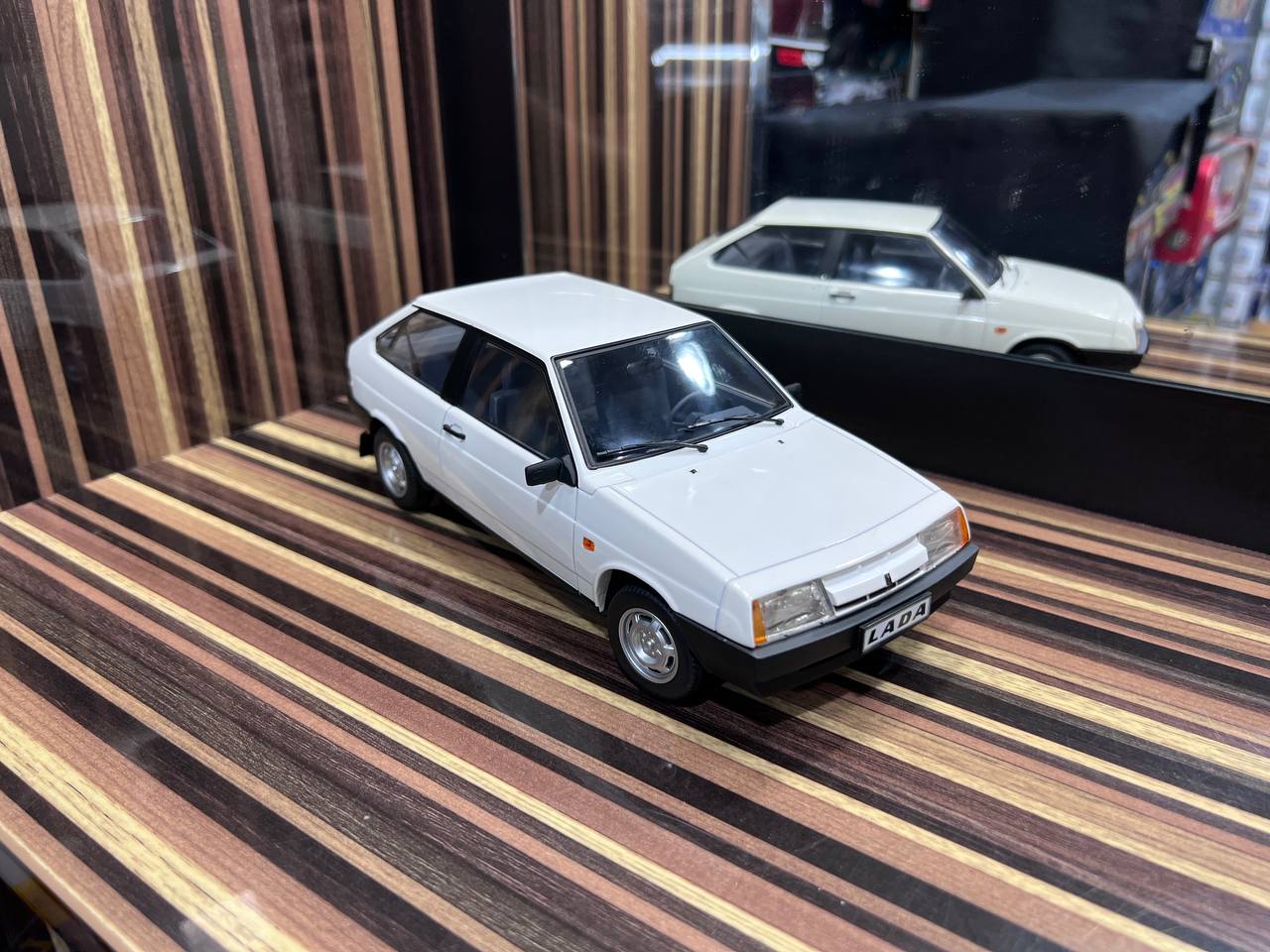 1/18 Resin Lada Samara 2108 White by PSM