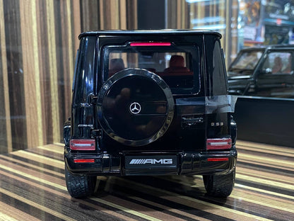 1/8 Diecast Mercedes-Benz G 63 AMG Black Model Car by Minichamps