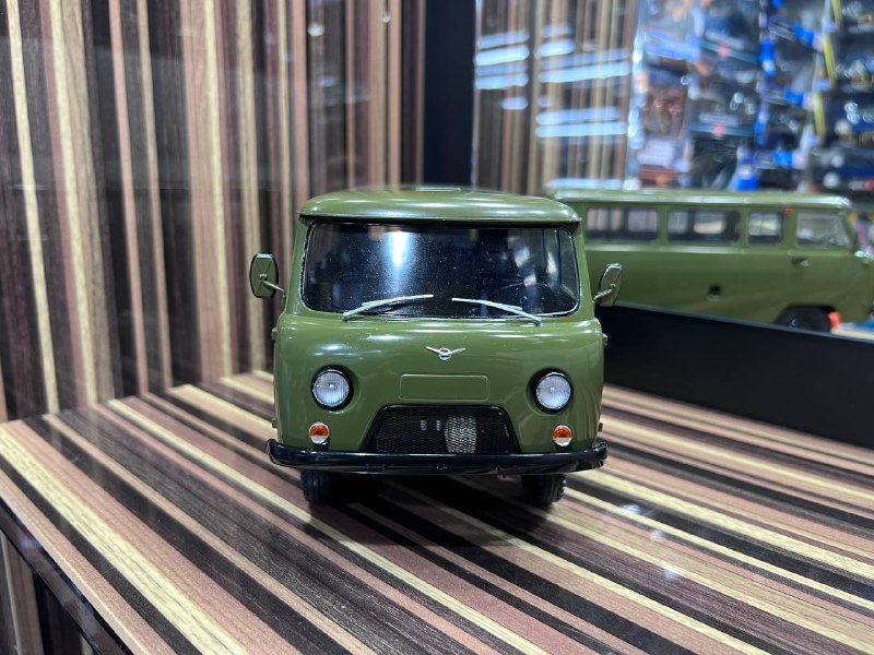 1 18 Uaz 452b Resin Green Model Car By Ssm – Dturman.com