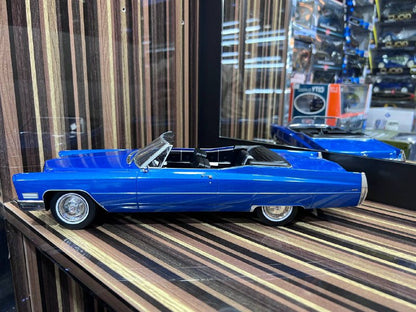 1/18 Resin Cadillac DeVille 1967 Blue Model Car by KK Models