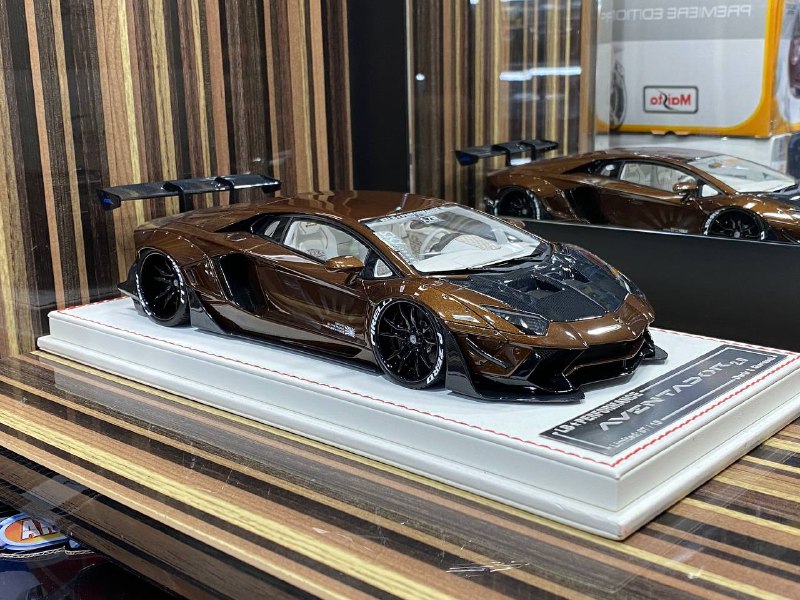 1/18 Resin Lamborghini Aventador LB Performance Brown Model Car by Davis & Giovanni