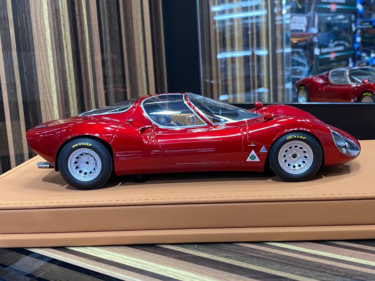 1/18 Diecast Miniature Alfa Romeo Tippo 33/2 Stradale DMH Red Model Car