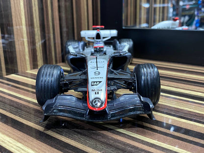 McLaren MP4-20 Kimi Raikkonen Formula 1 Hot Wheels