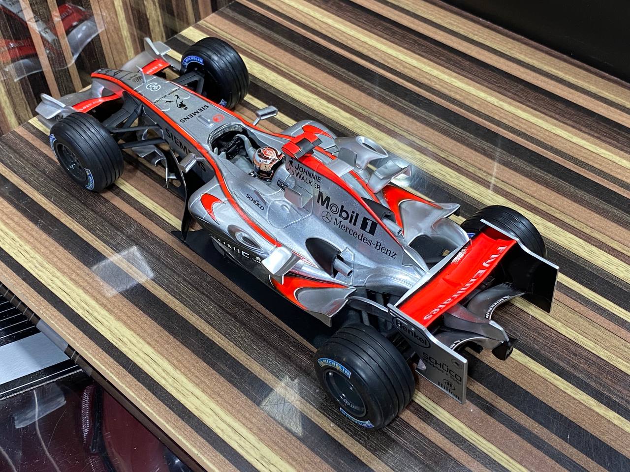 McLaren MP4-21 Kimi Raikkonen Formula 1 Hot Wheels – dturman.com