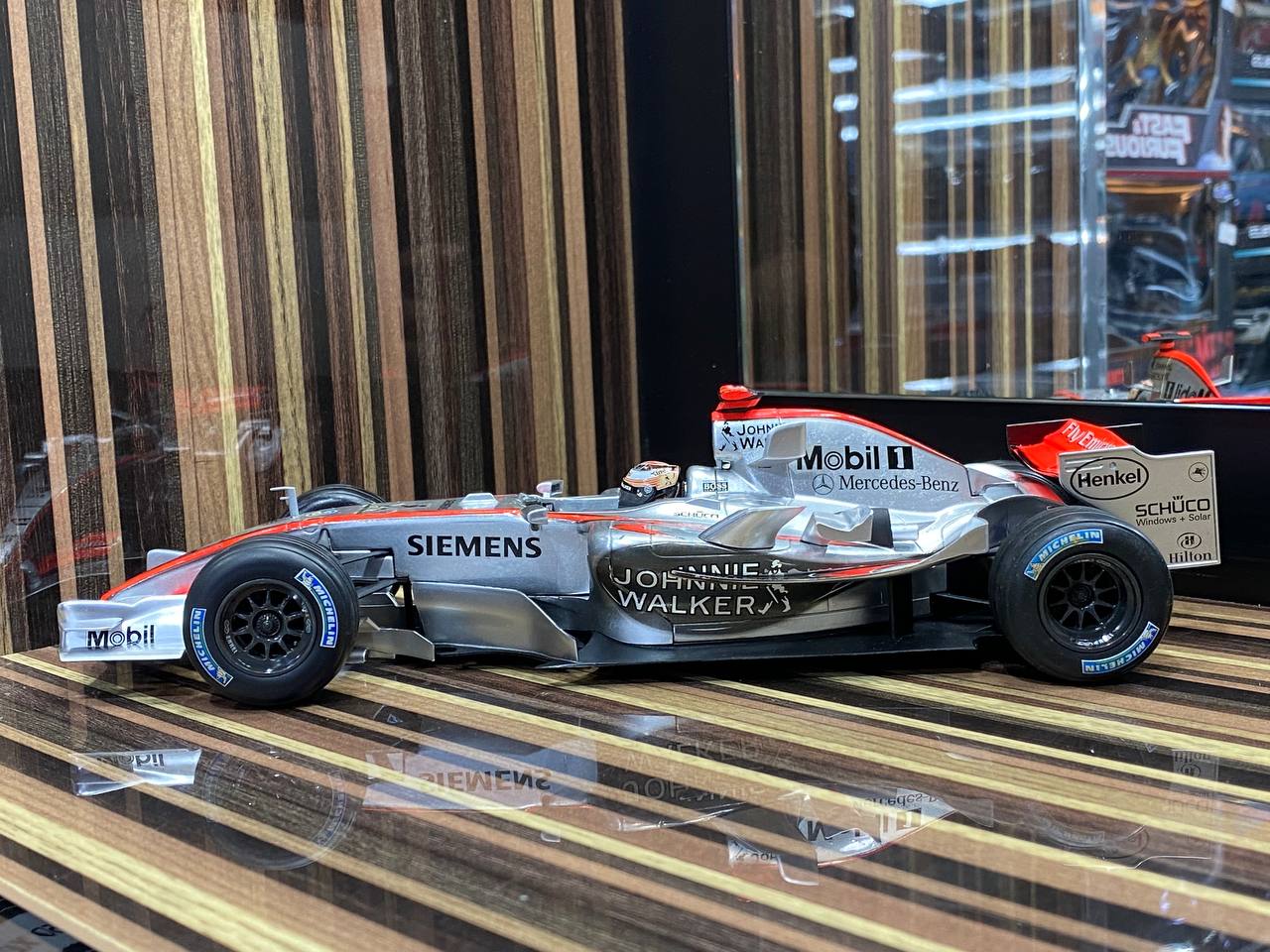 McLaren MP4-21 Kimi Raikkonen Formula 1 Hot Wheels – dturman.com