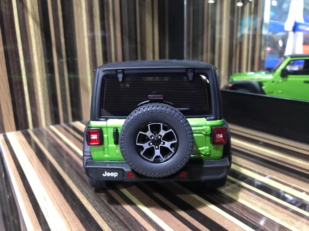 1/18 Diecast Jeep Rubicon Green GT Spirit Scale Model Car